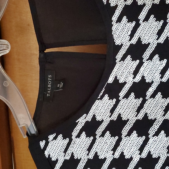 women's Talbots top with sequence and shear are back - Picture 2 of 4